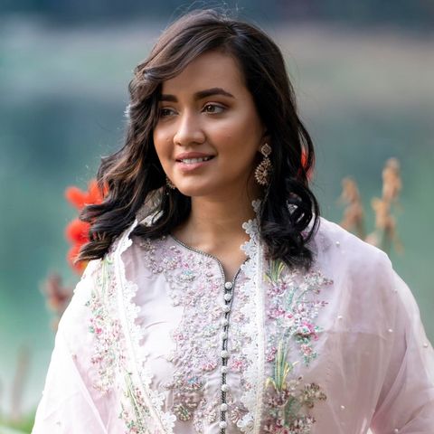 Aisha Khan
