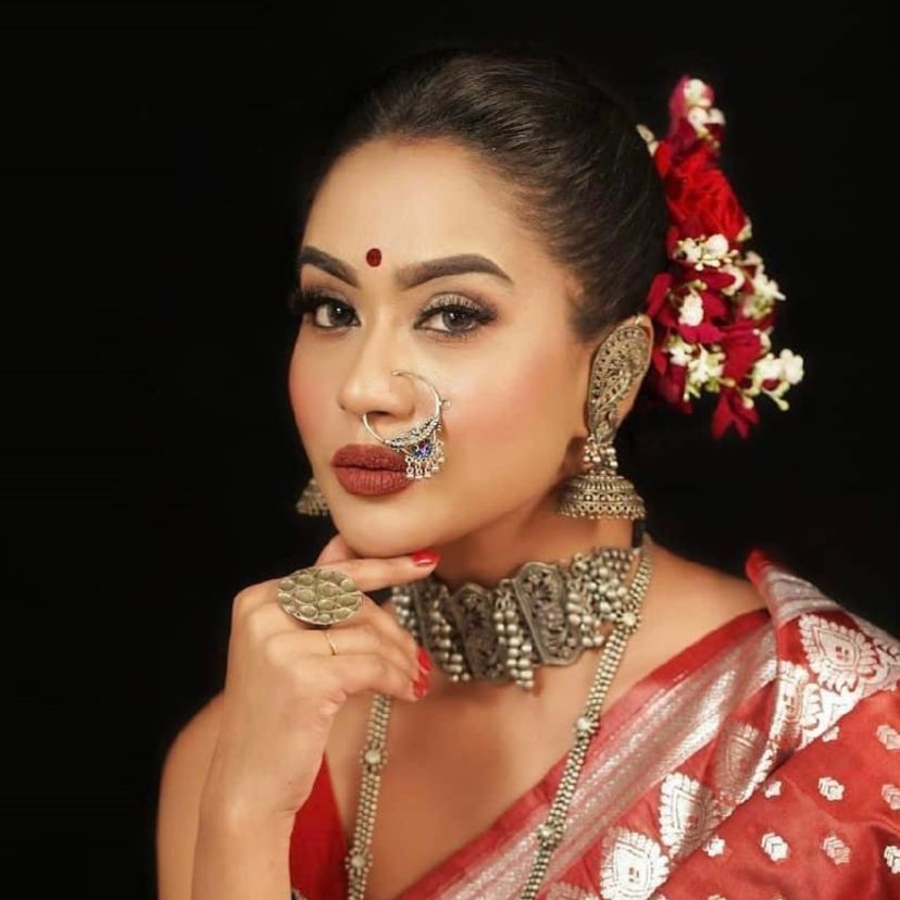 জাকিয়া বারী মম